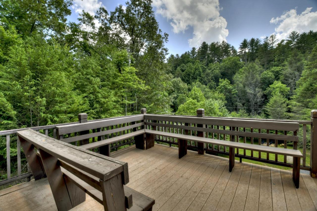 The Chariot - Creek Front With Hottub, Fire Pits, Billiards, Ev Charger - Sandalwood Stays بلو ريدج المظهر الخارجي الصورة