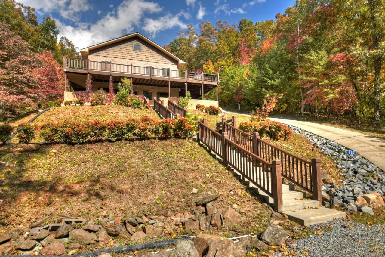 The Chariot - Creek Front With Hottub, Fire Pits, Billiards, Ev Charger - Sandalwood Stays بلو ريدج المظهر الخارجي الصورة